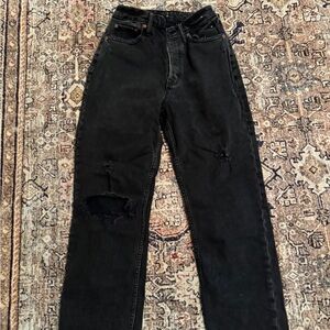 Black Distressed women's Abercrombie & fitch curve love Jeans size 25 never worn